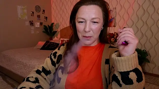 vanessawis  online show from 21, 3, 2025