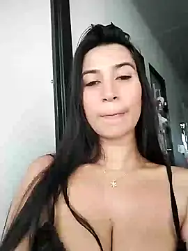 lady-rosse online show from 30, 12, 2024