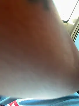 Snapshot of marhi32 chatting on 29, 9, 2025 marhi32 online show from 29, 9, 2025