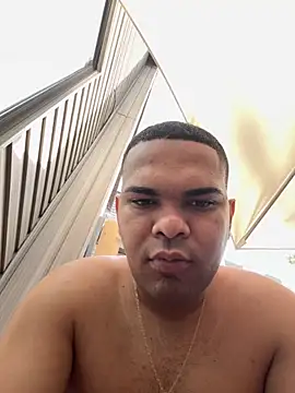 Snapshot of marhi32 chatting on 2, 10, 2025 marhi32 online show from 2, 10, 2025