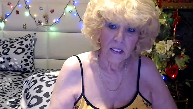 HappyWomanOn online show from 21, 4, 2026