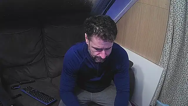 rob2810 online show from 26, 2, 2025