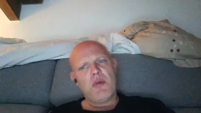 davigochi77bcn online show from 19, 12, 2025