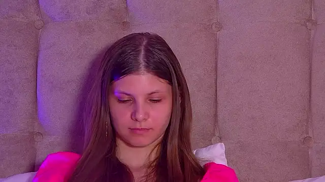 AudreyBarlow online show from 1, 3, 2025