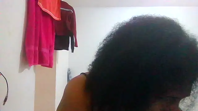 Snapshot of Aishamara chatting on 16, 9, 2025 Aishamara online show from 16, 9, 2025