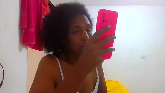 Snapshot of Aishamara chatting on 17, 9, 2025 Aishamara online show from 17, 9, 2025