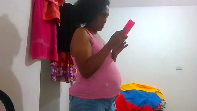 Snapshot of Aishamara chatting on 5, 10, 2025 Aishamara online show from 5, 10, 2025