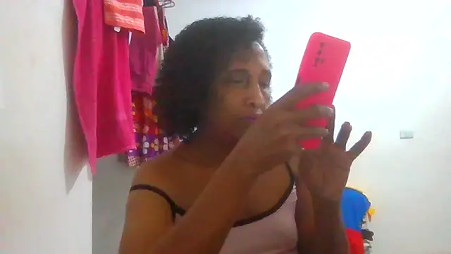 Snapshot of Aishamara chatting on 20, 10, 2025 Aishamara online show from 20, 10, 2025