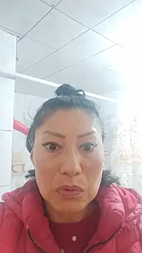 LaInsaciableIntensa online show from 11, 11, 2025