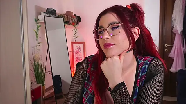 Snapshot of Amaliamour chatting on 8, 2, 2025 Amaliamour online show from 8, 2, 2025