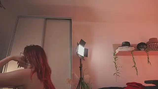 Snapshot of Amaliamour chatting on 18, 3, 2025 Amaliamour online show from 18, 3, 2025