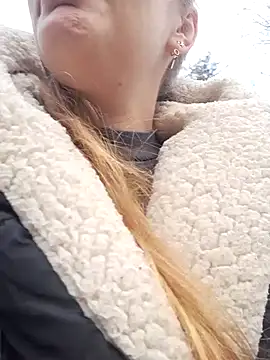 Keli Jessi online show from 3, 2, 2025