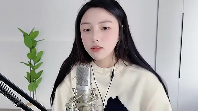 Snapshot of HaagenDazs_ chatting on 21, 2, 2025 HaagenDazs online show from 21, 2, 2025