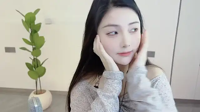 Snapshot of HaagenDazs_ chatting on 5, 3, 2025 HaagenDazs online show from 5, 3, 2025