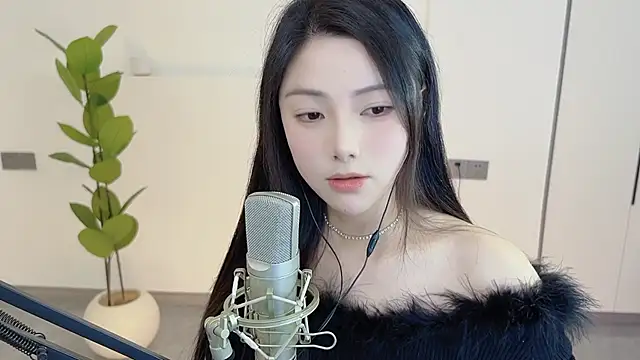 Snapshot of HaagenDazs_ chatting on 10, 3, 2025 HaagenDazs online show from 10, 3, 2025