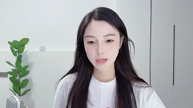 Snapshot of HaagenDazs_ chatting on 18, 9, 2025 HaagenDazs online show from 18, 9, 2025