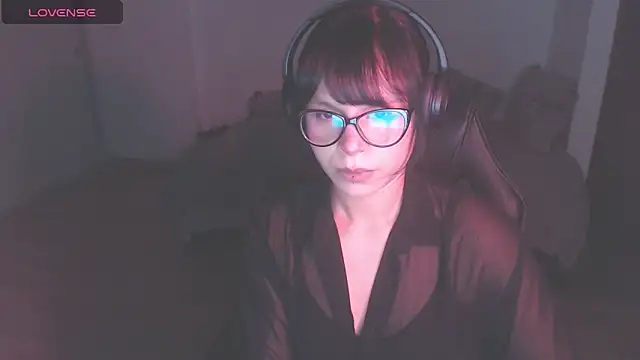 Snapshot of modjo_ chatting on 24, 9, 2025 modjo online show from 24, 9, 2025