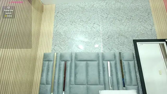 veronicaroose  online show from 9, 2, 2026