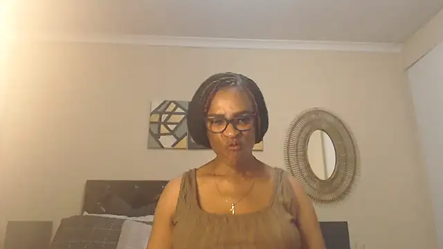 Creamyass22 online show from 28, 5, 2026