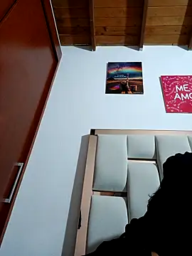 LunaZambrano online show from 23, 3, 2026