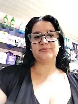 Snapshot of keilymadam chatting on 18, 6, 2026 keilymadam online show from 18, 6, 2026