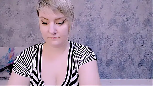 Djullia online show from 7, 3, 2025