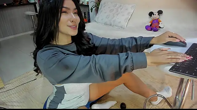 CelesteBreedlove online show from 7, 2, 2025