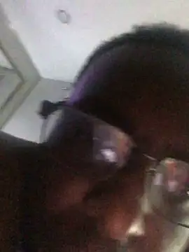 Londonfrotadejr online show from 3, 12, 2024