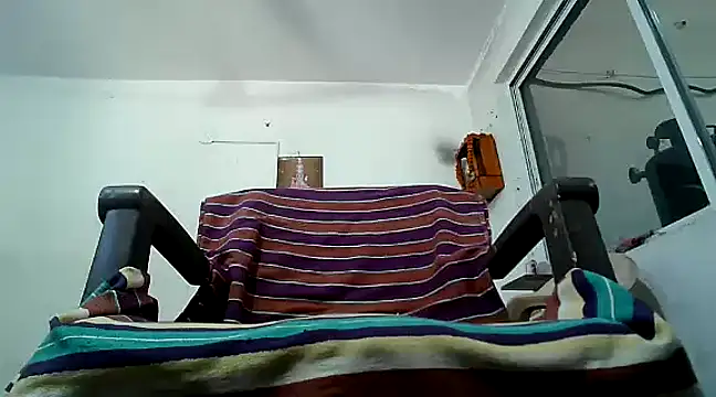 Snapshot of manan28 chatting on 15, 12, 2024 manan28 online show from 15, 12, 2024