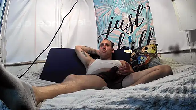 Snapshot of cum4calvin chatting on 8, 11, 2025 cum4calvin online show from 8, 11, 2025