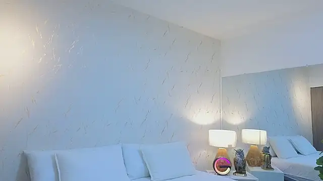 ava blue online show from 31, 3, 2026