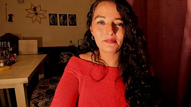 emma luxy online show from 18, 4, 2026