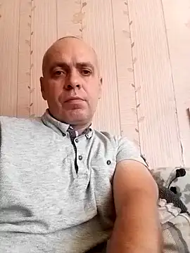 Snapshot of Robertvirt chatting on 14, 9, 2025 Robertvirt online show from 14, 9, 2025