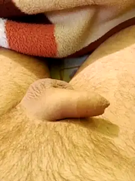 Snapshot of Robertvirt chatting on 22, 12, 2025 Robertvirt online show from 22, 12, 2025