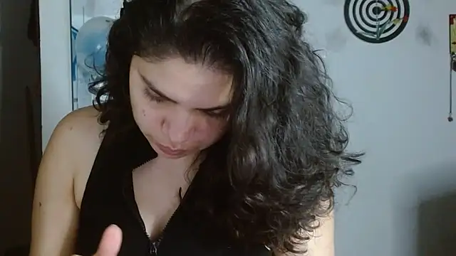 Snapshot of Nikkykora15 chatting on 14, 2, 2026 Nikkykora15 online show from 14, 2, 2026