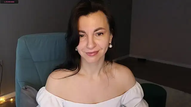 Mary love16 online show from 5, 3, 2025