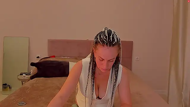 astery-blue online show from 28, 9, 2025