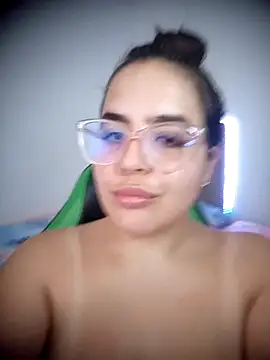  alicia z online show from 2, 2, 2025