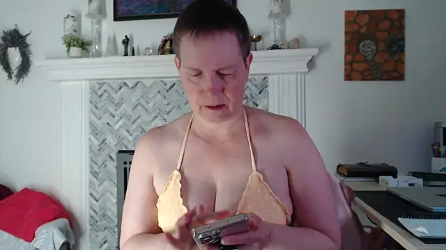 AuroraWillows online show from 25, 3, 2026