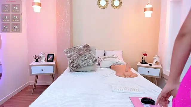 RachelMorgan01 online show from 5, 10, 2025