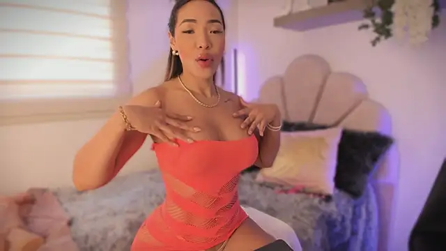 Snapshot of RachelMorgan01 chatting on 24, 11, 2025 RachelMorgan01 online show from 24, 11, 2025