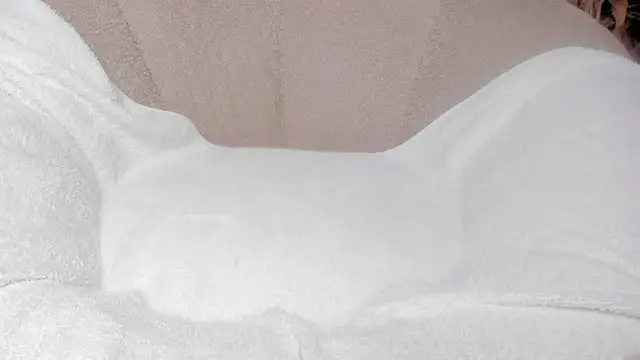 Snapshot of whiite_snow chatting on 4, 2, 2025 whiite snow online show from 4, 2, 2025