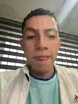 Snapshot of davinalhot chatting on 11, 4, 2026 davinalhot online show from 11, 4, 2026