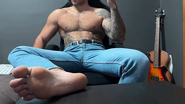 Mr YourGod online show from 2, 11, 2025