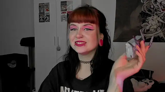 t0riayun0 online show from 5, 12, 2024