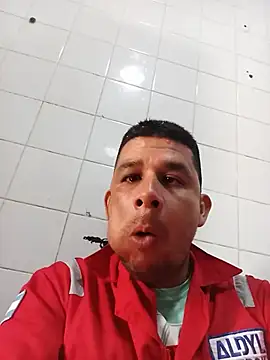Snapshot of El-reyleon chatting on 23, 6, 2026 El-reyleon online show from 23, 6, 2026