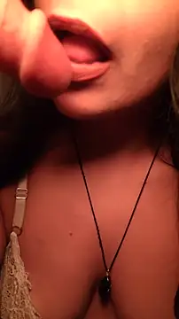 ZaraHoney online show from 14, 3, 2026