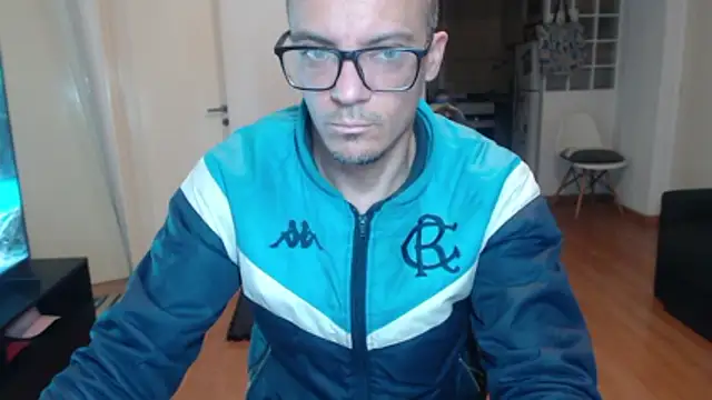 Snapshot of guachin_hunk chatting on 31, 5, 2026 guachin hunk online show from 31, 5, 2026