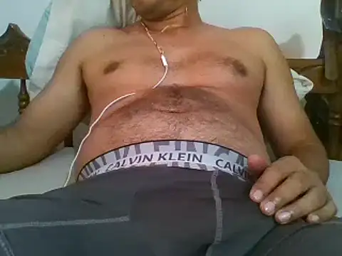 Snapshot of bbccol1 chatting on 11, 2, 2025 bbccol1 online show from 11, 2, 2025