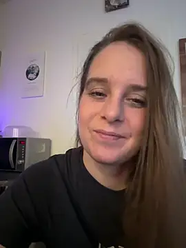 LadyChantale online show from 11, 4, 2026